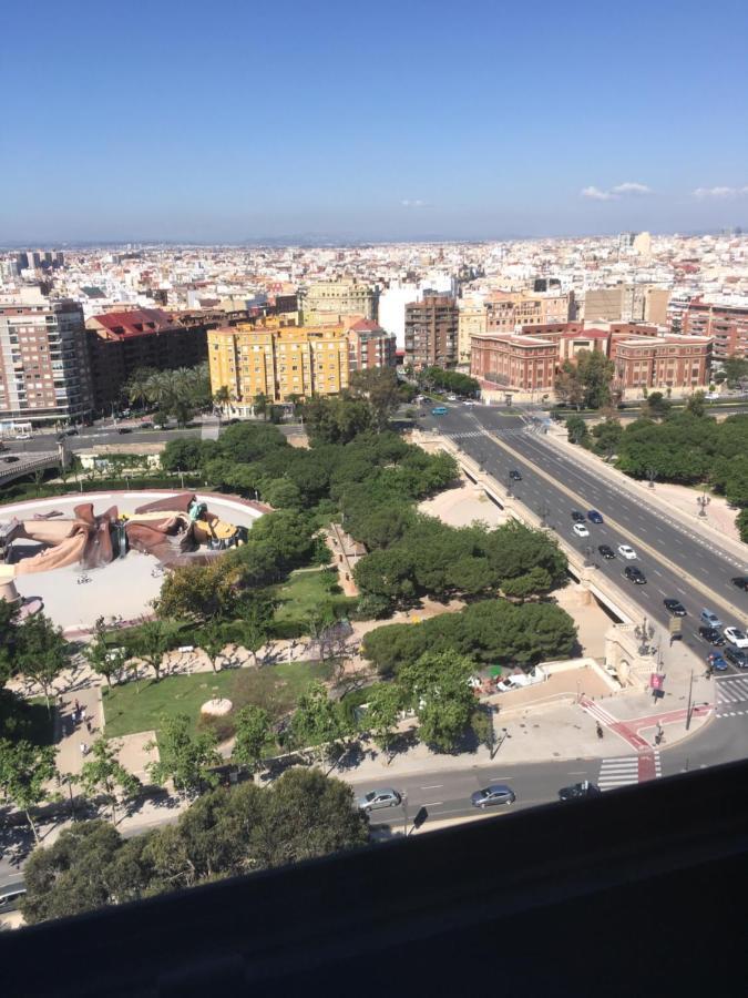 Apartamento Ciudad De Las Ciencias Apartment Valencia Luaran gambar